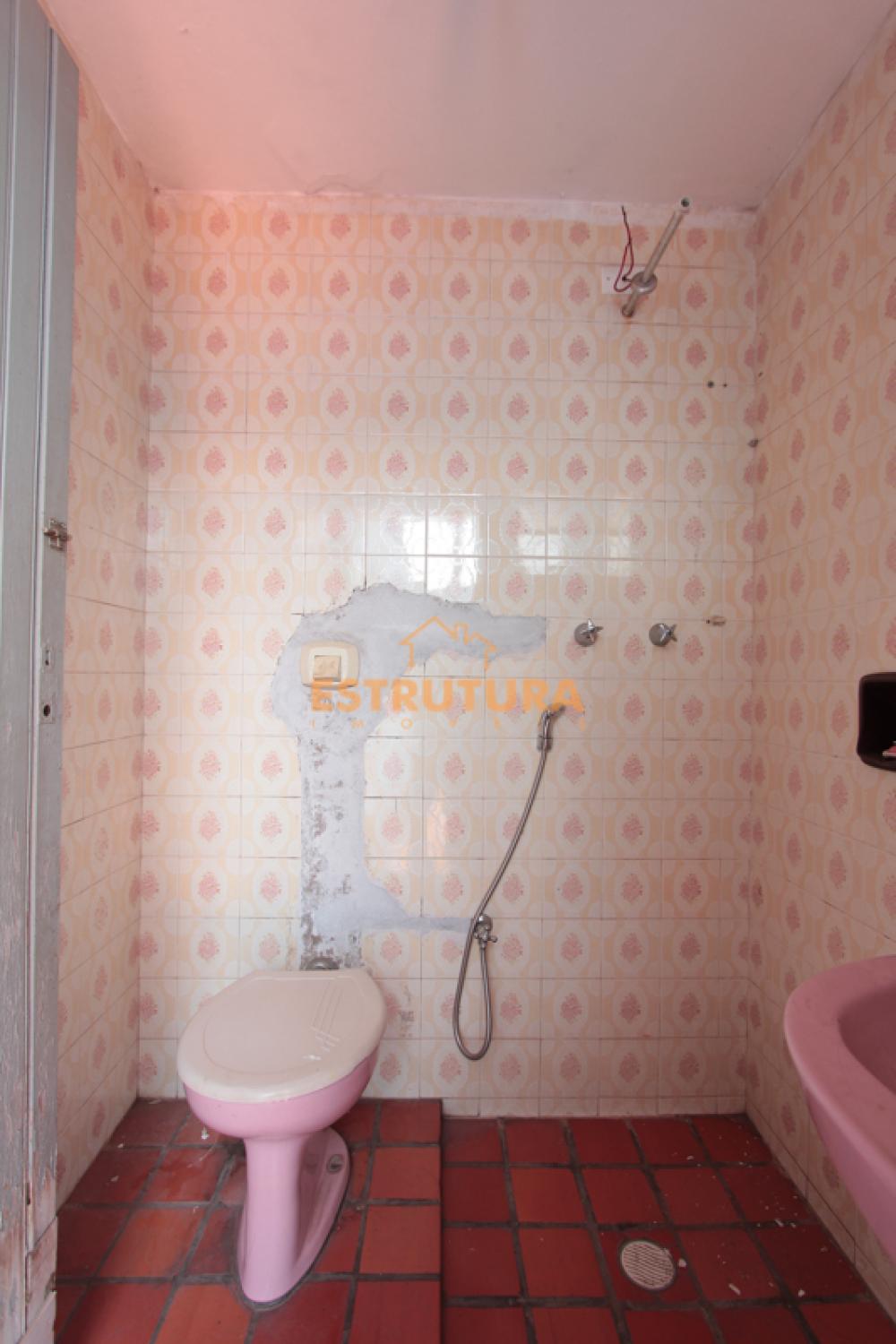 BANHEIRO Alugar Casa / Padrão em Rio Claro R$ 1.400,00 - Foto 4