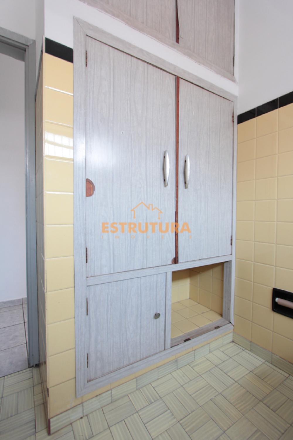 BANHEIRO Alugar Casa / Padrão em Rio Claro R$ 1.400,00 - Foto 11