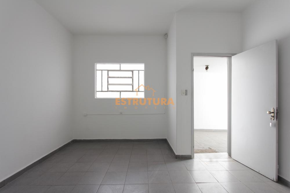 Alugar Casa / Padrão em Rio Claro R$ 1.700,00 - Foto 4