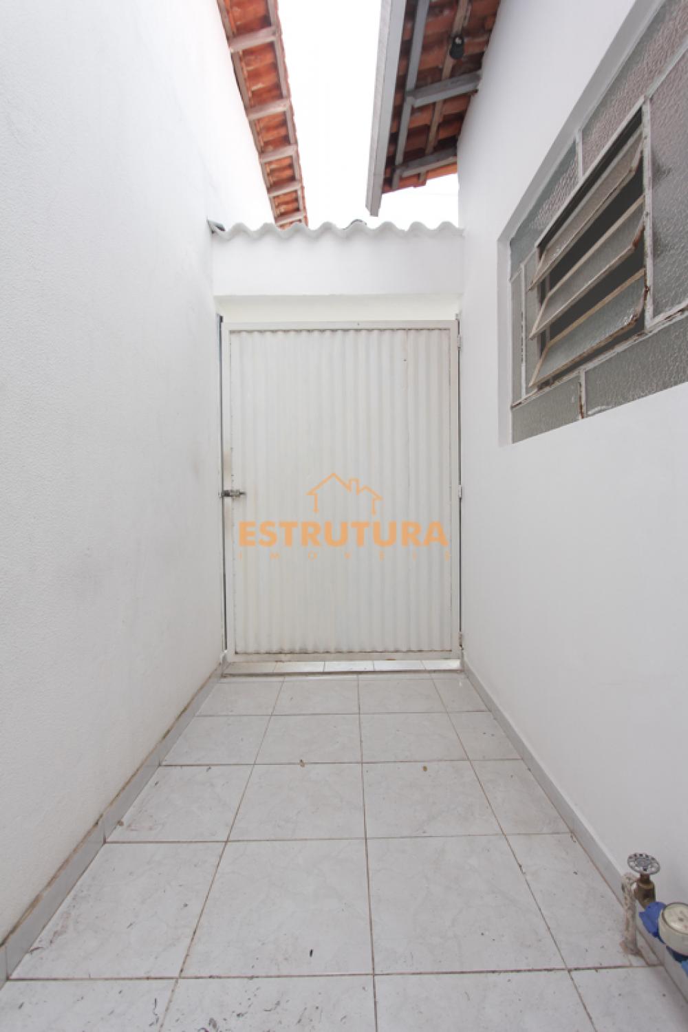 Alugar Casa / Padrão em Rio Claro R$ 1.700,00 - Foto 13