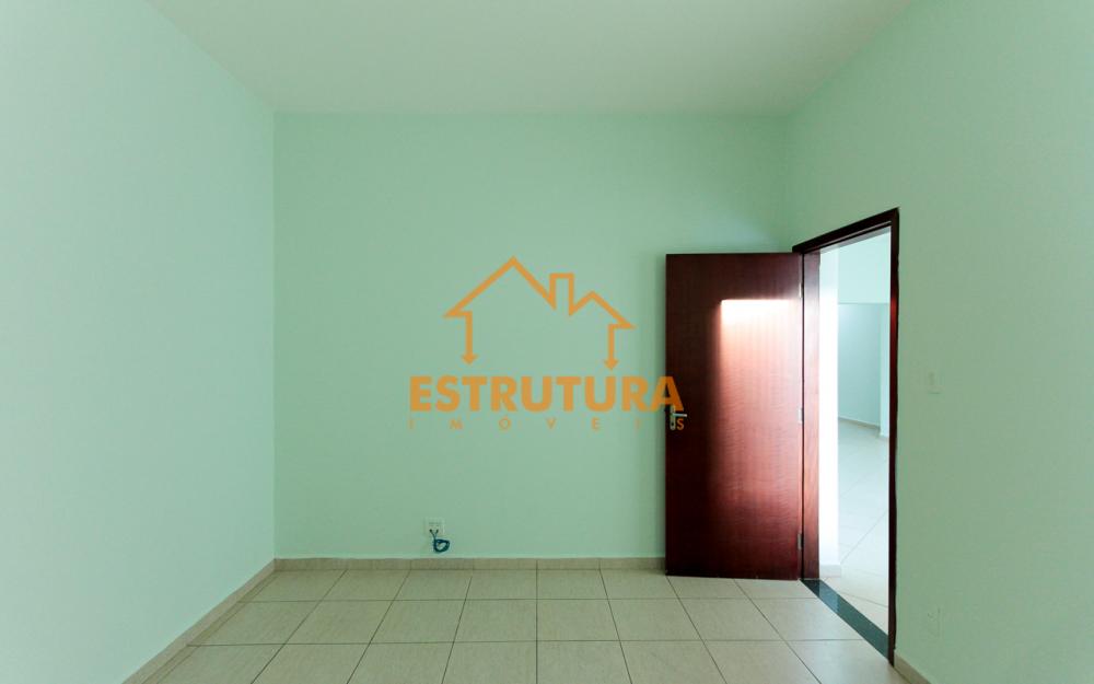 Alugar Casa / Padrão em Rio Claro R$ 2.255,00 - Foto 4