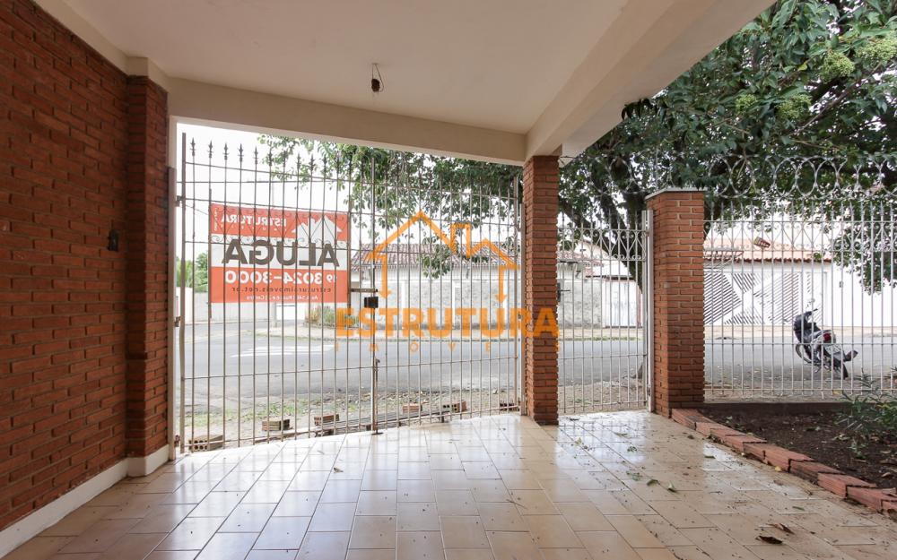 Alugar Casa / Padr&atilde;o em Rio Claro R$ 1.650,00 - Foto 3