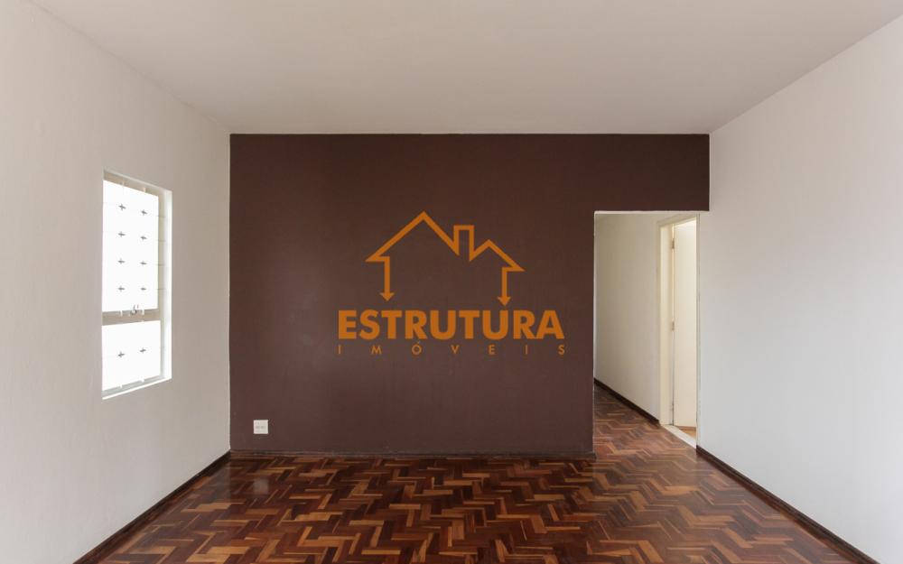 Alugar Casa / Padr&atilde;o em Rio Claro R$ 1.650,00 - Foto 4