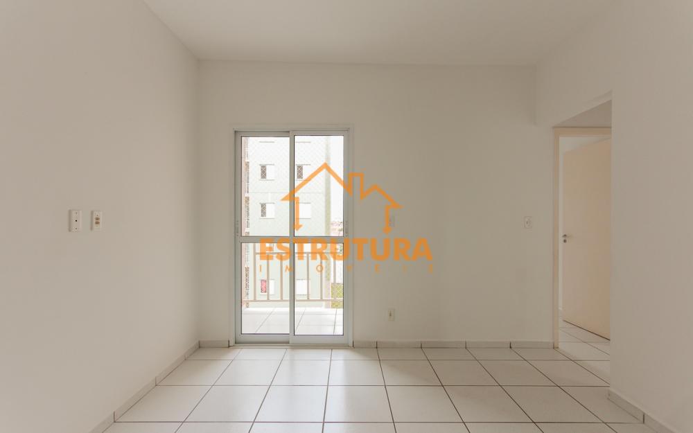 Alugar Apartamento / Padrão em Rio Claro R$ 1.100,00 - Foto 1