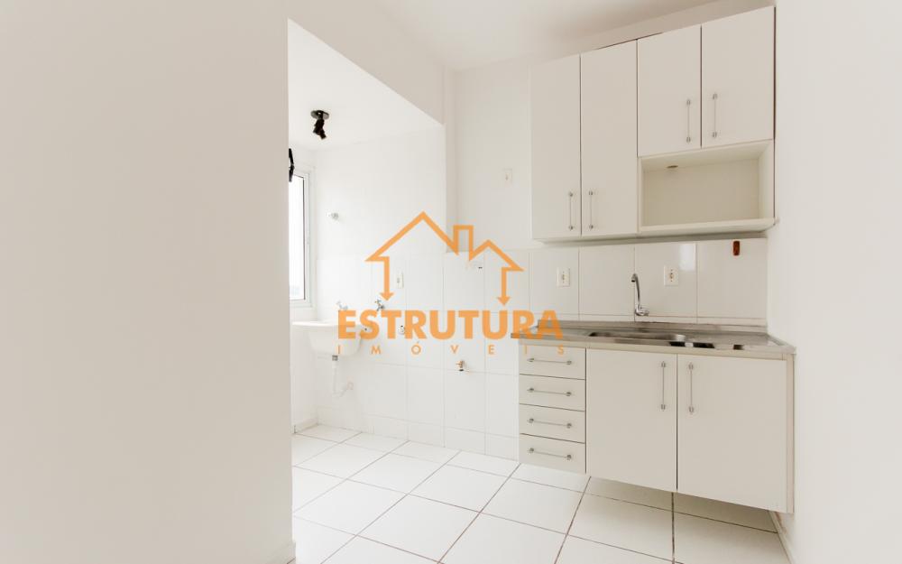 Alugar Apartamento / Padrão em Rio Claro R$ 1.100,00 - Foto 3