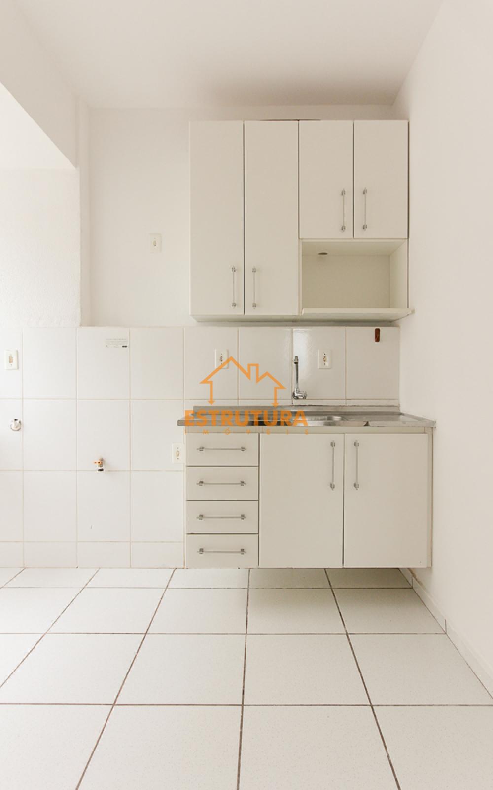 Alugar Apartamento / Padrão em Rio Claro R$ 1.100,00 - Foto 4