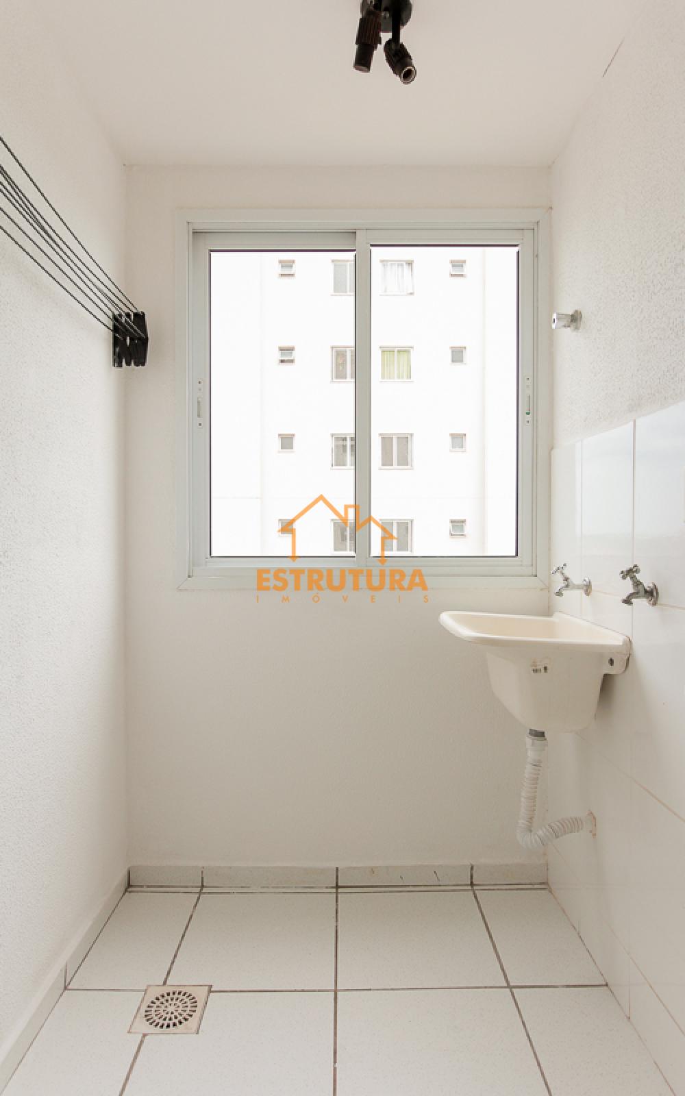 Alugar Apartamento / Padrão em Rio Claro R$ 1.100,00 - Foto 5