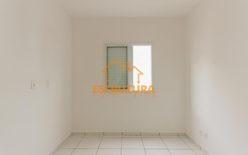 Alugar Apartamento / Padrão em Rio Claro R$ 1.100,00 - Foto 11