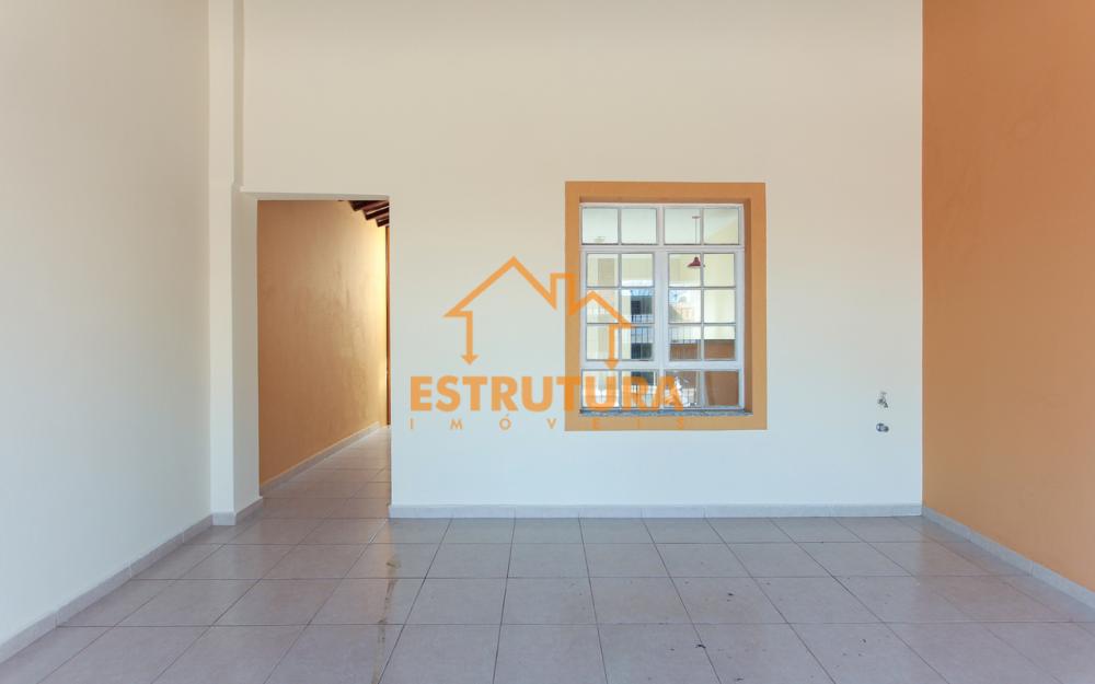 Alugar Casa / Padrão em Rio Claro R$ 1.550,00 - Foto 1