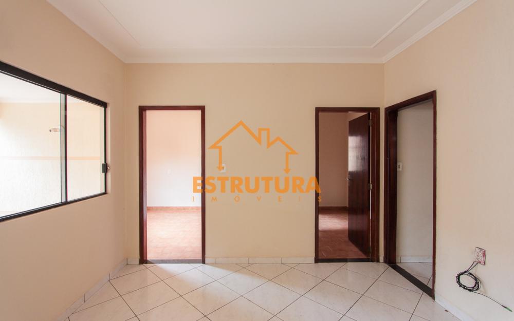 Alugar Casa / Padrão em Rio Claro R$ 1.250,00 - Foto 1