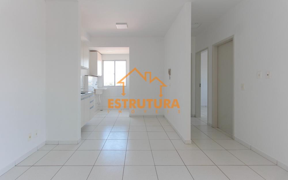 Alugar Apartamento / Padrão em Rio Claro R$ 900,00 - Foto 1