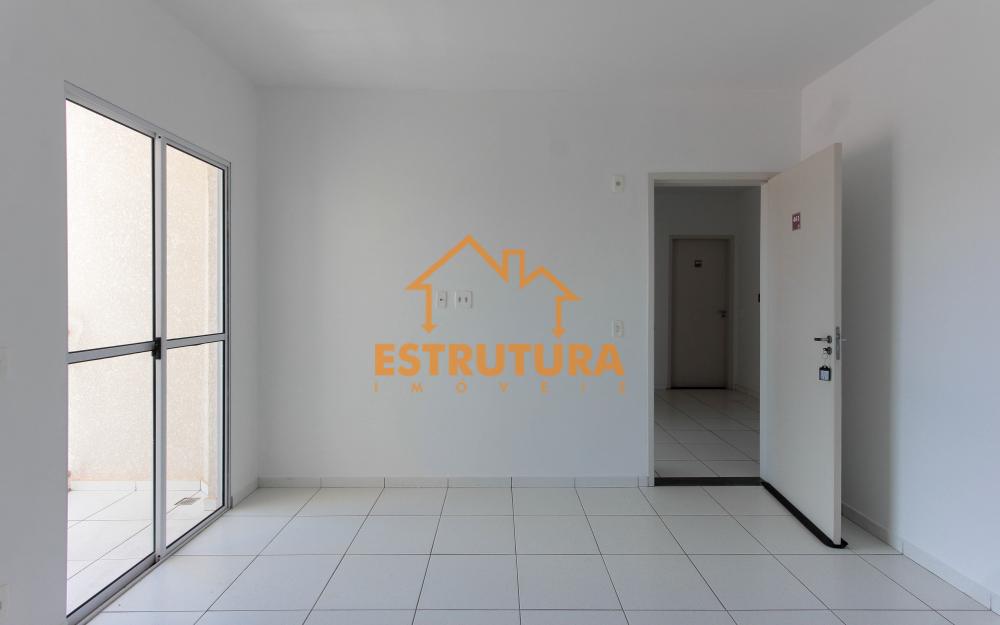 Alugar Apartamento / Padrão em Rio Claro R$ 900,00 - Foto 5