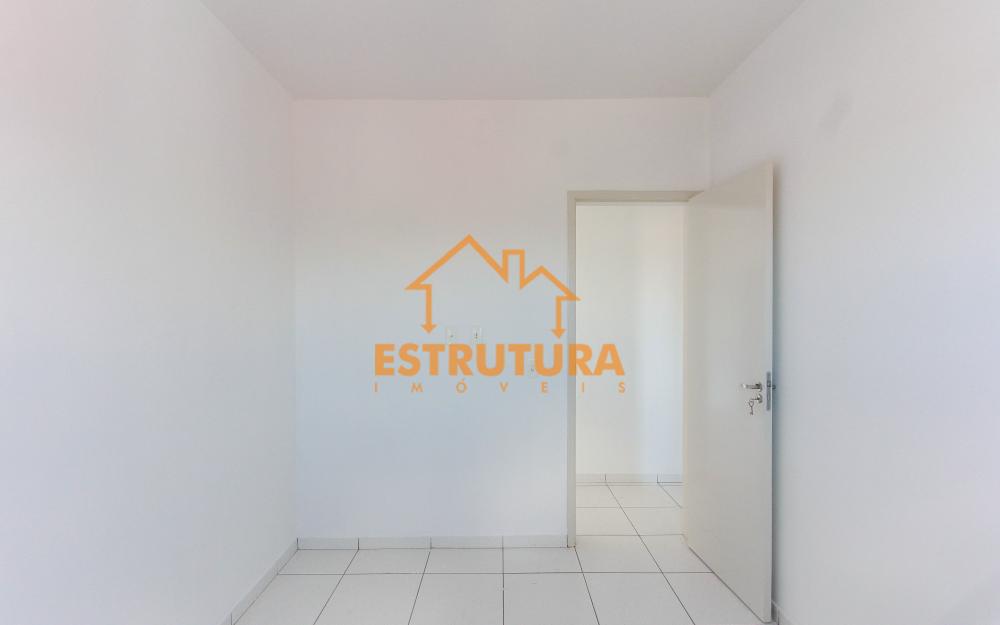 Alugar Apartamento / Padrão em Rio Claro R$ 900,00 - Foto 7