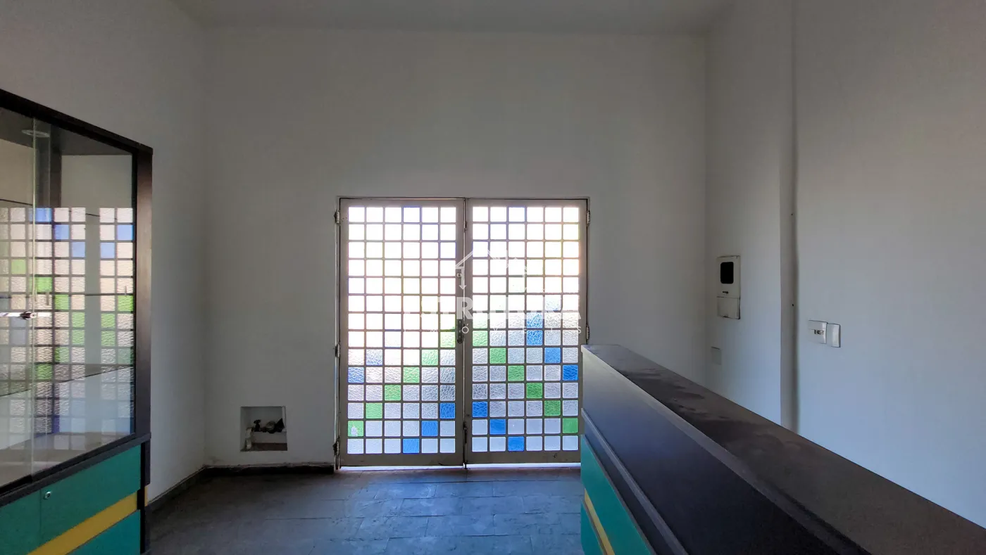 Alugar Comercial / Salão em Rio Claro R$ 1.550,00 - Foto 2