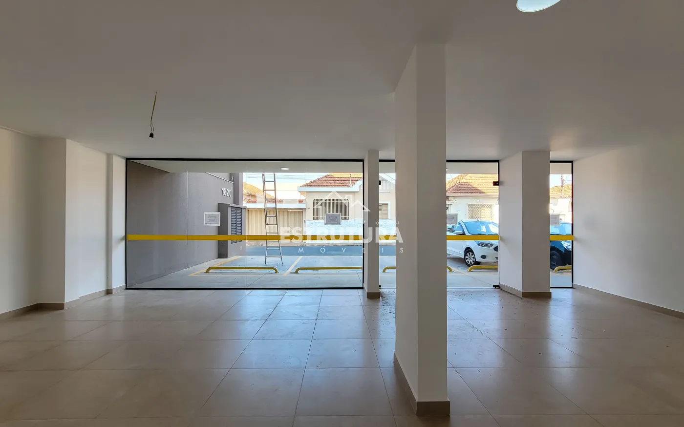 Alugar Comercial / Sala Comercial Condomínio em Rio Claro R$ 4.000,00 - Foto 1