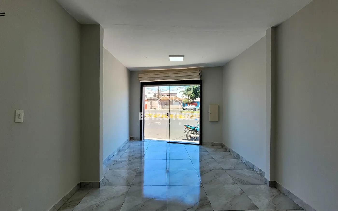 Alugar Comercial / Salão em Rio Claro R$ 1.500,00 - Foto 2