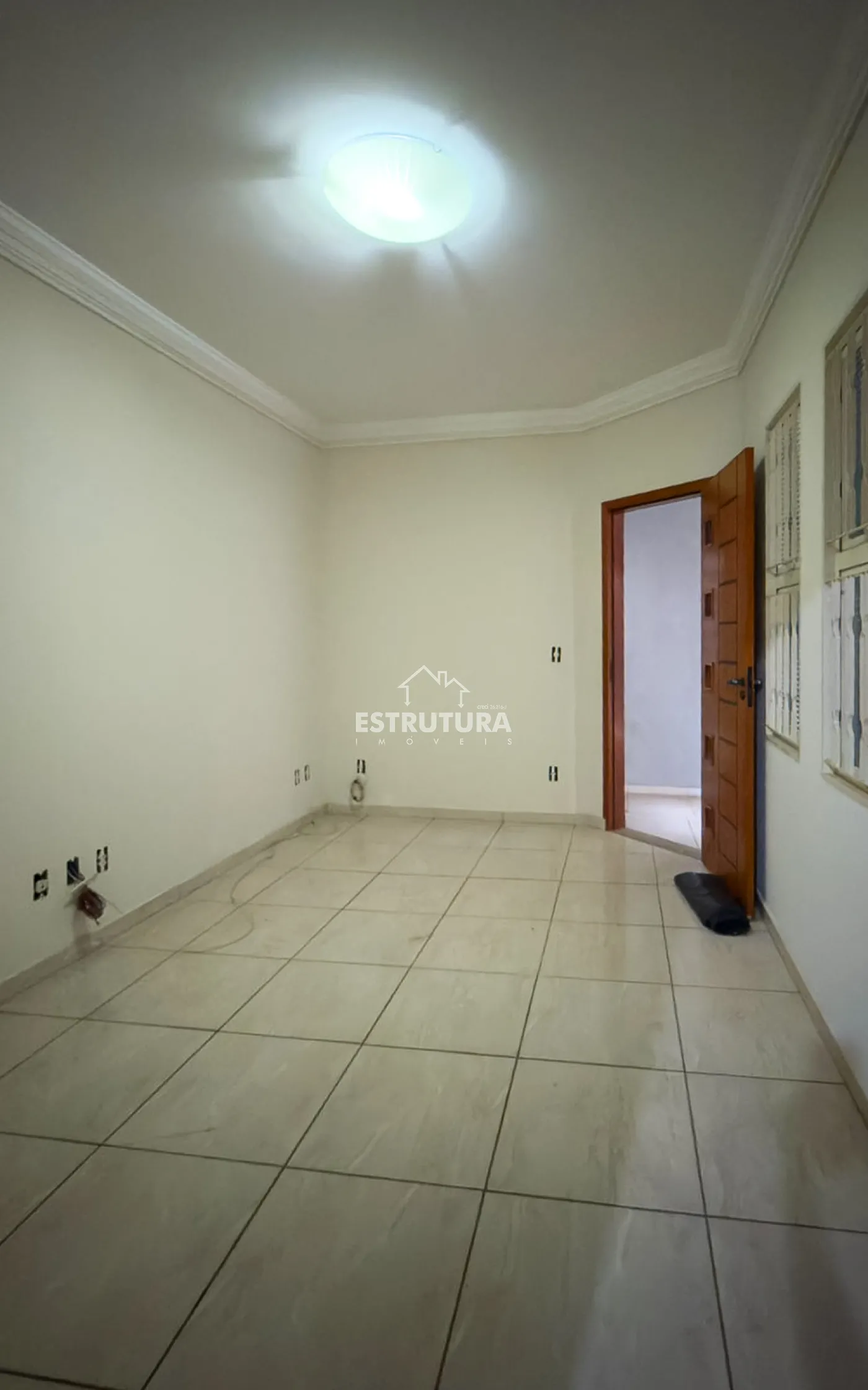 Alugar Casa / Padrão em Santa Gertrudes R$ 2.000,00 - Foto 2