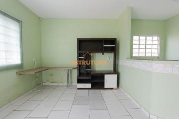 Alugar Residencial / Casa Padrão em Rio Claro. apenas R$ 600,00