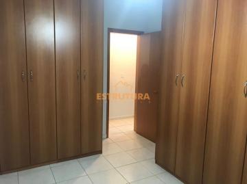 Alugar Residencial / Apartamento em Rio Claro. apenas R$ 900,00