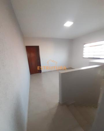 Alugar Residencial / Casa Padrão em Rio Claro. apenas R$ 350.000,00