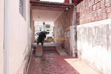 IMOVÉL COM DUAS Casas com 5 dormitórios à venda, 166 m² por R$ 500.000 - Centro - Rio Claro/SP