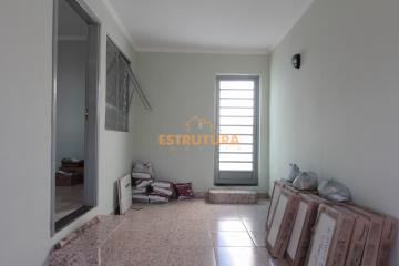 Alugar Residencial / Casa Padrão em Rio Claro. apenas R$ 380.000,00