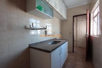 Alugar Residencial / Apartamento em Rio Claro. apenas R$ 550,00