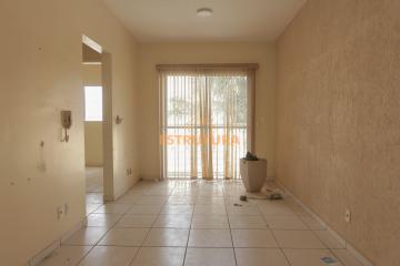 Alugar Residencial / Apartamento em Rio Claro. apenas R$ 750,00