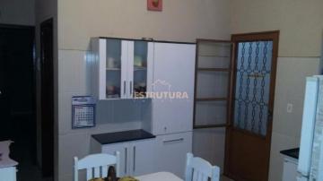 Alugar Residencial / Casa Padrão em Rio Claro. apenas R$ 180.000,00