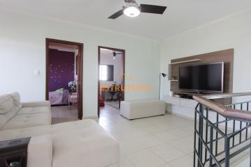 Alugar Residencial / Casa Padrão em Rio Claro. apenas R$ 890.000,00