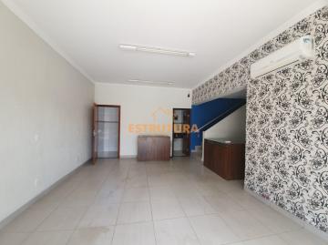 Alugar Residencial / Casa Padrão em Rio Claro. apenas R$ 1.500.000,00