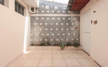 Alugar Casa / Padrão em Rio Claro. apenas R$ 1.400,00
