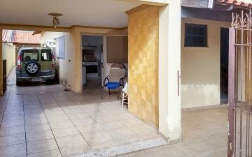 Alugar Casa / Padrão em Rio Claro. apenas R$ 480.000,00