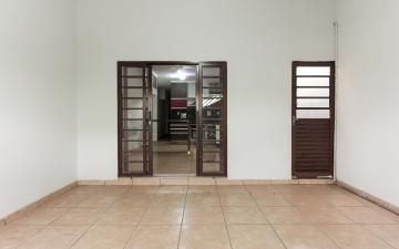 Alugar Residencial / Casa Padrão em Rio Claro. apenas R$ 360.000,00