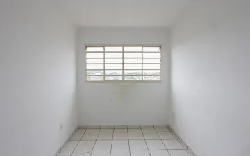 Alugar Residencial / Apartamento em Rio Claro. apenas R$ 1.200,00