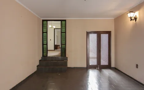 Alugar Residencial / Casa Padrão em Rio Claro. apenas R$ 3.500,00