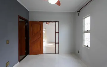Alugar Residencial / Casa Padrão em Rio Claro. apenas R$ 2.150,00