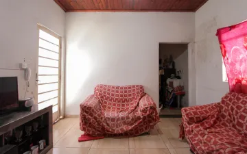 Alugar Residencial / Casa Padrão em Rio Claro. apenas R$ 450.000,00