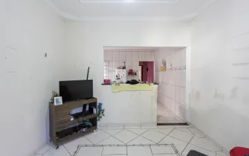 Alugar Residencial / Casa Padrão em Rio Claro. apenas R$ 250.000,00