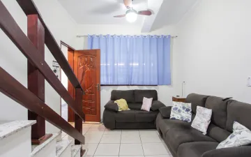 Alugar Residencial / Casa Padrão em Rio Claro. apenas R$ 1.500,00