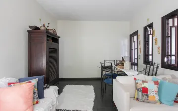 Casa Residencial com 2 quartos, 264m² - Vila Operária, Rio Claro/SP