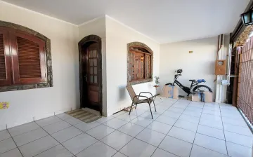 Alugar Residencial / Casa Padrão em Rio Claro. apenas R$ 530.000,00
