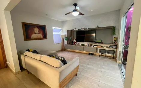 Alugar Residencial / Casa Padrão em Rio Claro. apenas R$ 3.400,00