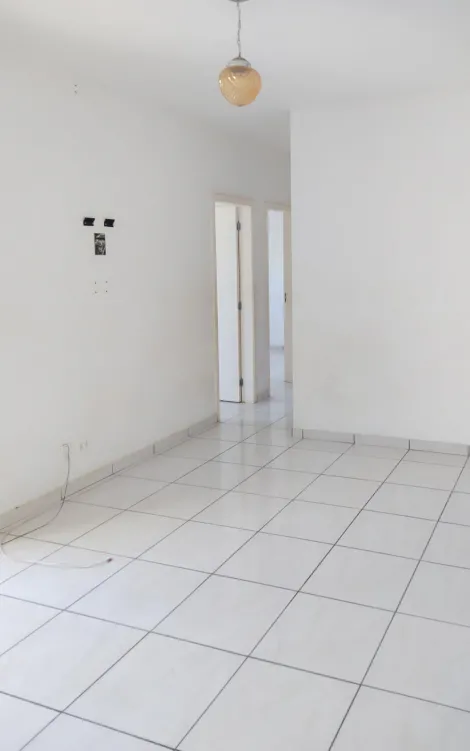 Alugar Residencial / Apartamento em Rio Claro. apenas R$ 750,00