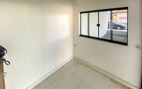 Barracão Comercial, 100m² - Bairro Jardim Chervezon, Rio Claro/SP