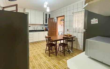 Casa Residencial com 3 quartos, 127m² - Vila Operária, Rio Claro/SP
