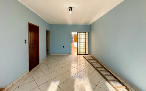 Casa Residencial com 3 quartos, 310m² - Bairro do Estádio, Rio Claro/SP