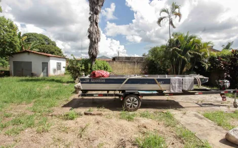 Casa Residencial com 3 dormitórios, 1.975m² - Parque Universitário, Rio Claro/SP