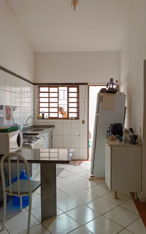 Casa Residencial com 2 quartos, 360m² - Vila Paulista, Rio Claro/SP