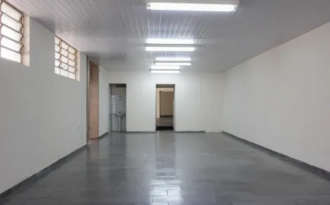 Alugar Comercial / Salão em Rio Claro. apenas R$ 5.000,00